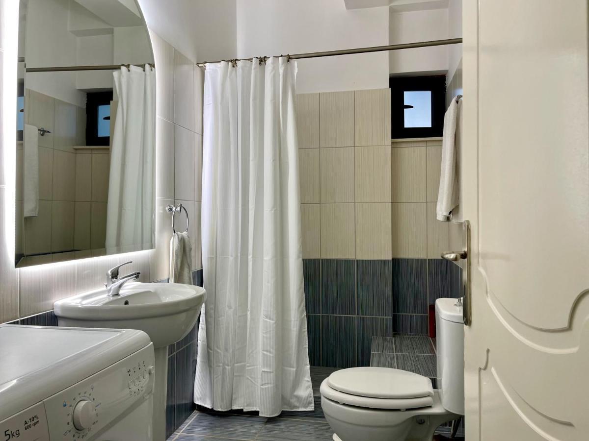 Апартаменти 100 Meters From The Sea Ксилокастрон Екстер'єр фото